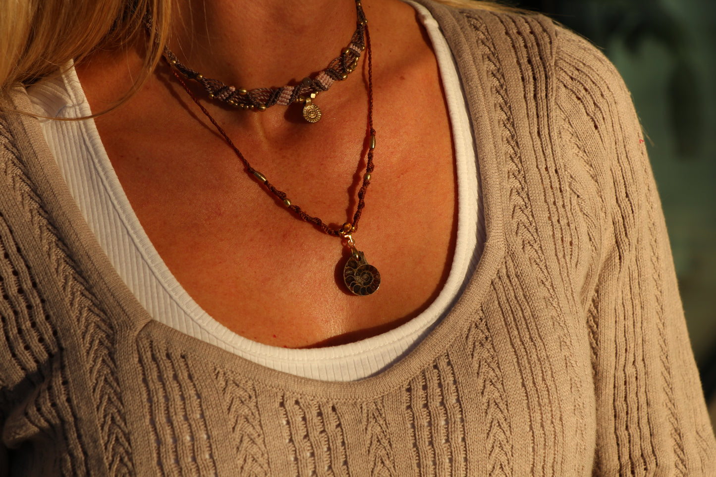 Makramee Kette mit Ammonit